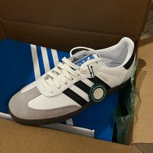 adidas Samba OG size 8 men’s women 10

Cloud White Core Black